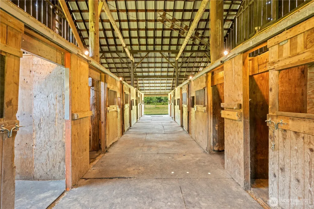 21716 State Route 530 NE Arlington WA 98223