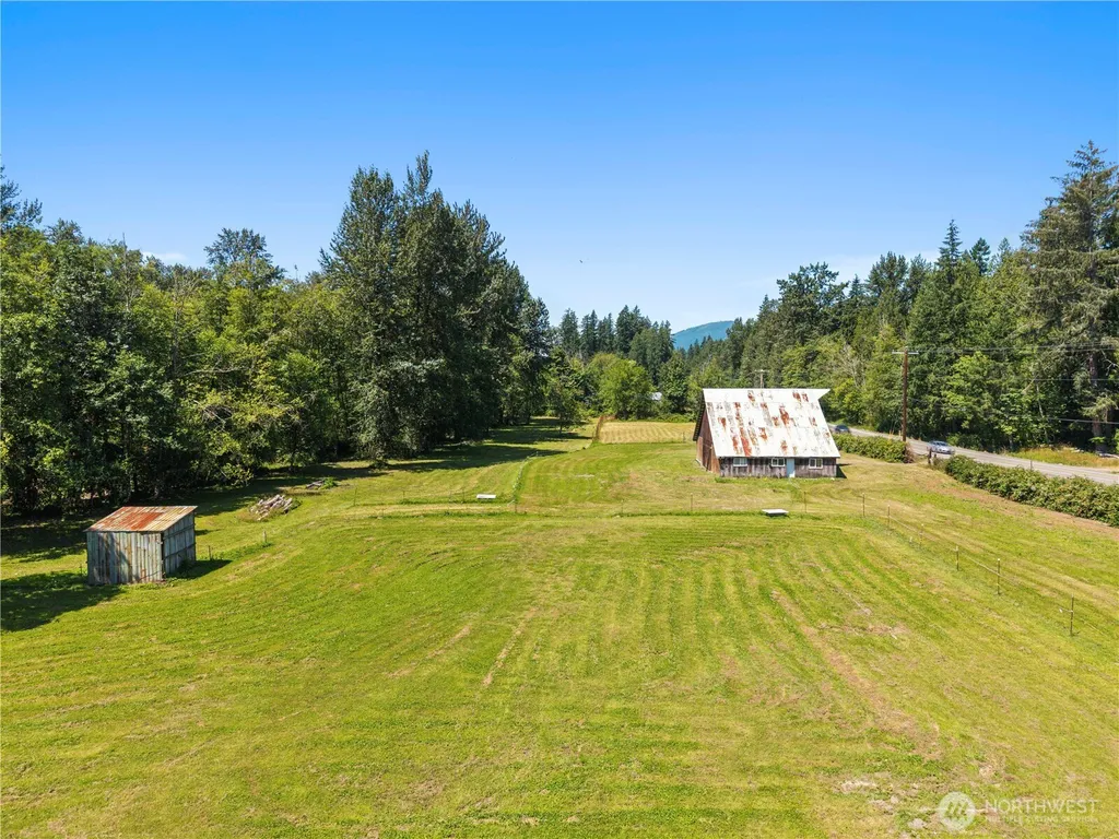 21716 State Route 530 NE Arlington WA 98223