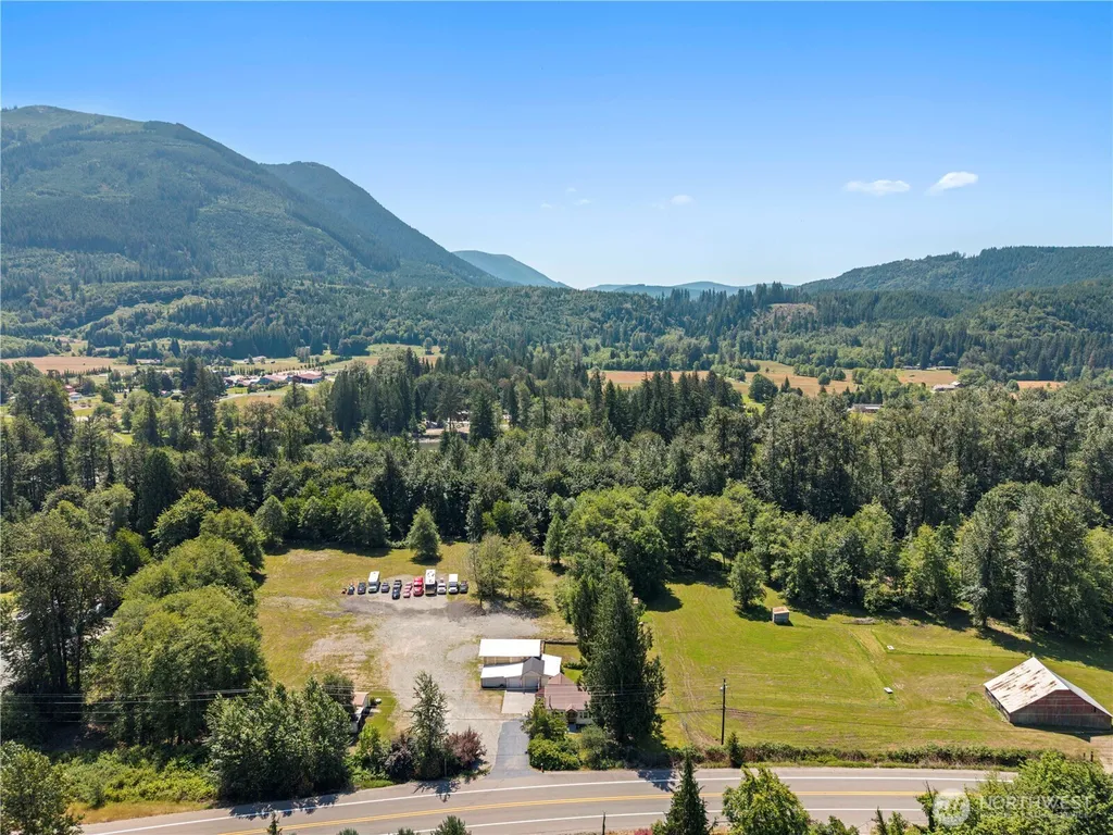 21716 State Route 530 NE Arlington WA 98223