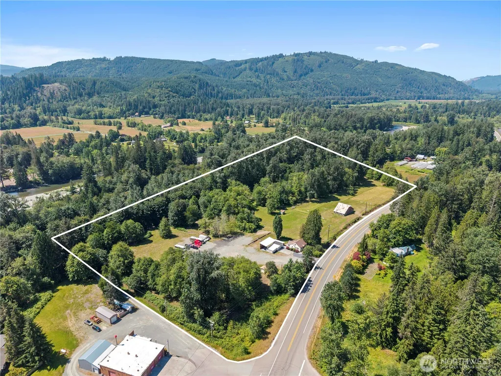 21716 State Route 530 NE Arlington WA 98223
