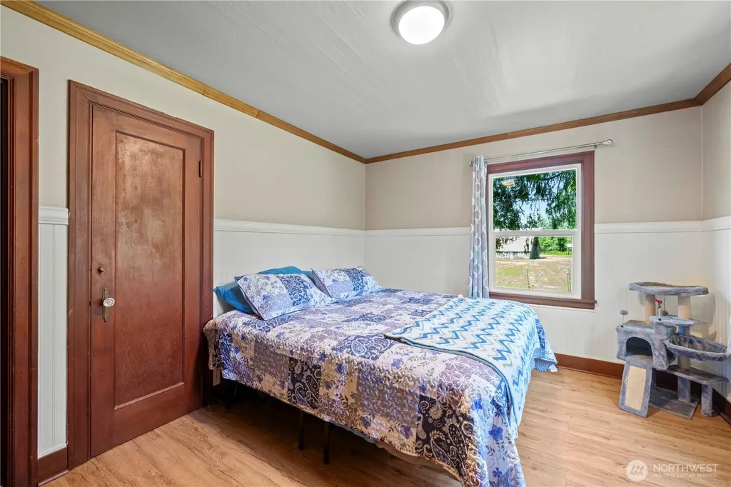 21716 State Route 530 NE Arlington WA 98223