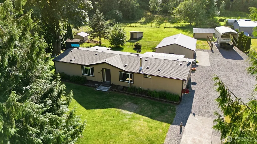 6908 242nd Avenue E Buckley WA 98321