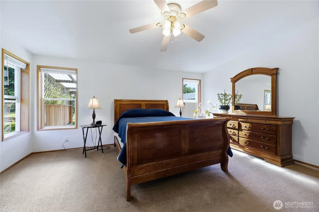 6908 242nd Avenue E Buckley WA 98321