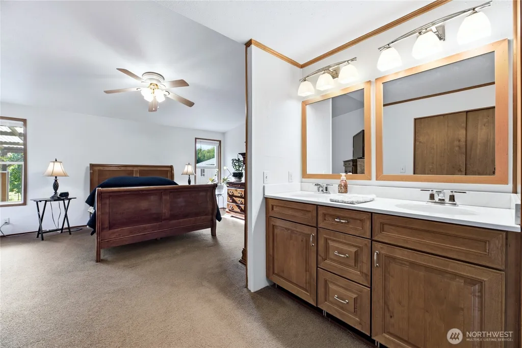 6908 242nd Avenue E Buckley WA 98321