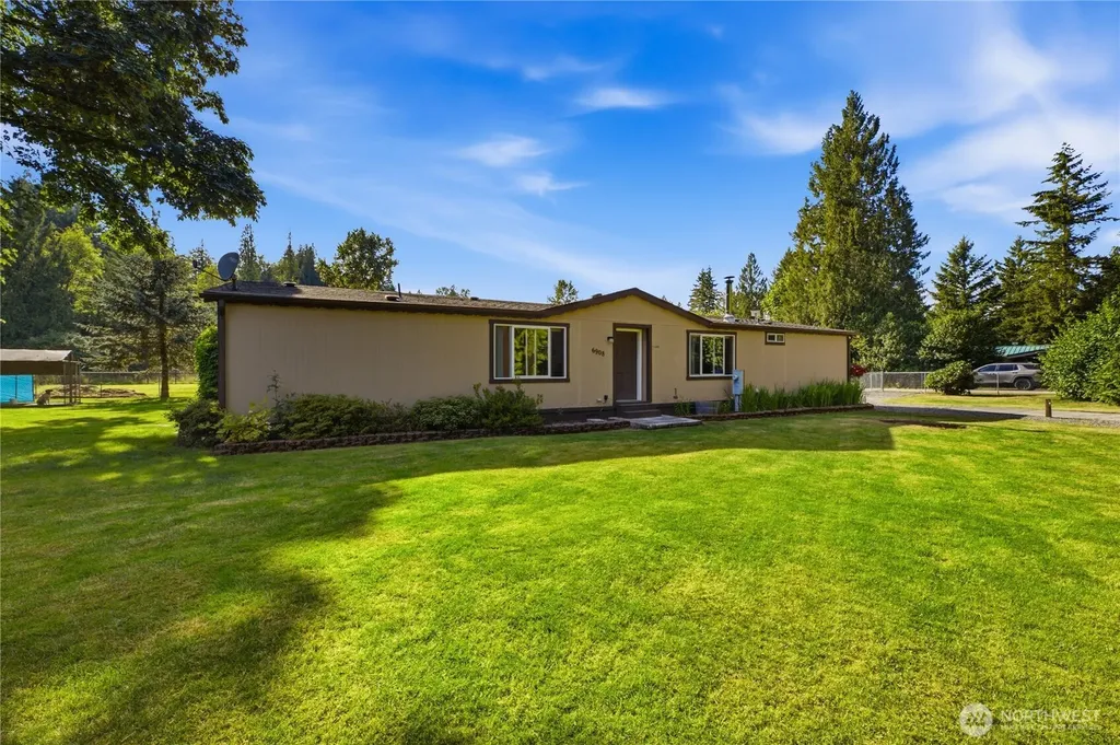 6908 242nd Avenue E Buckley WA 98321