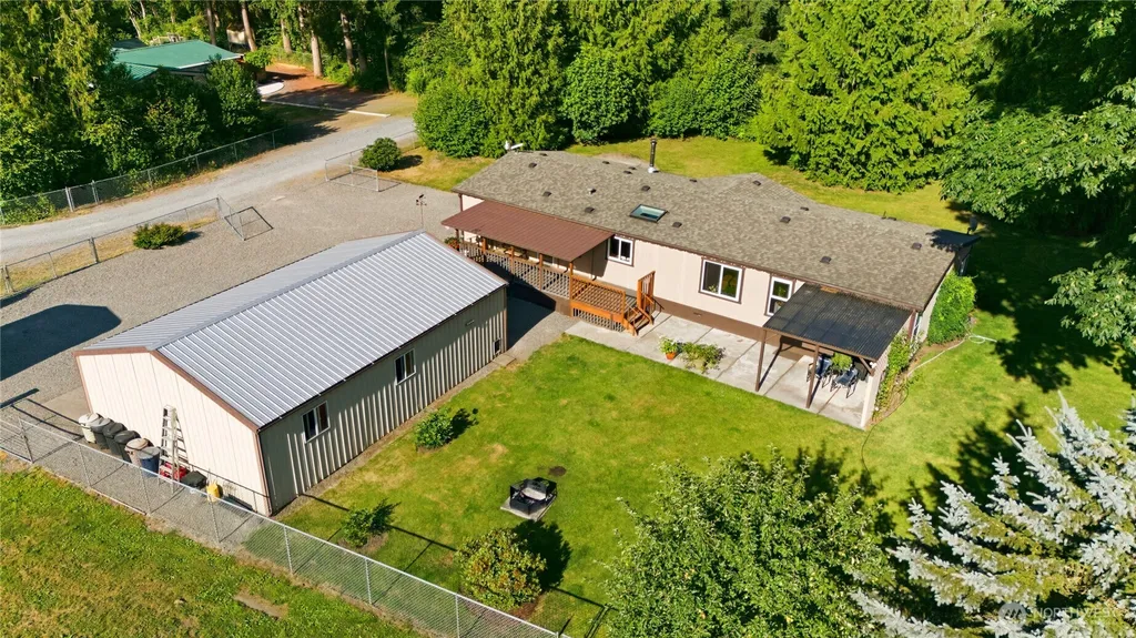6908 242nd Avenue E Buckley WA 98321