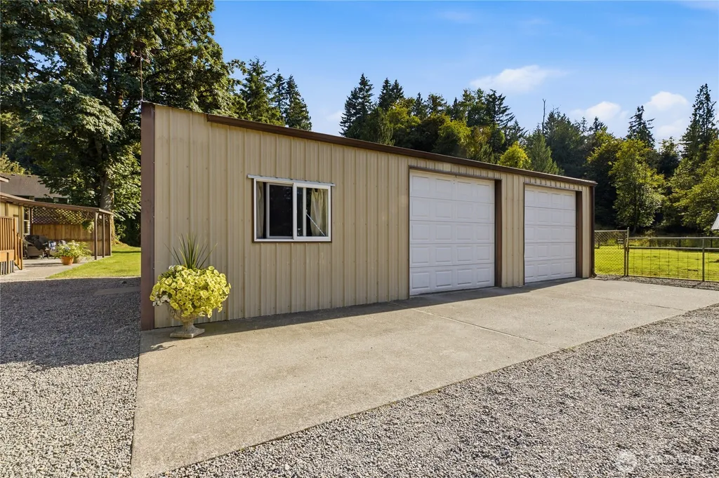 6908 242nd Avenue E Buckley WA 98321