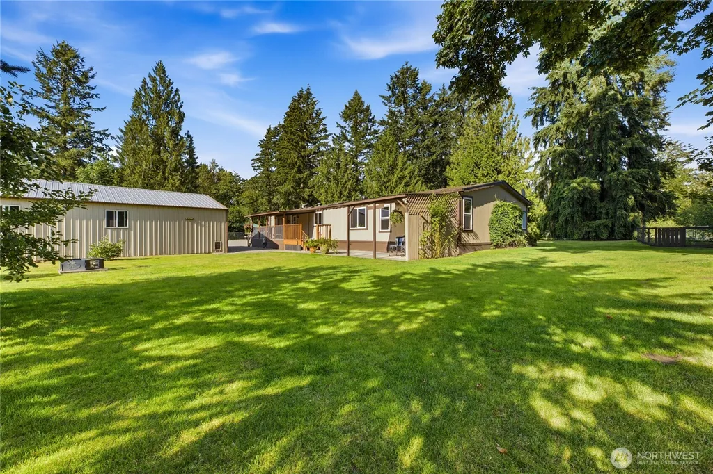 6908 242nd Avenue E Buckley WA 98321