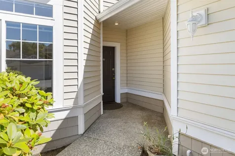 23328 53rd Avenue S Kent WA 98032