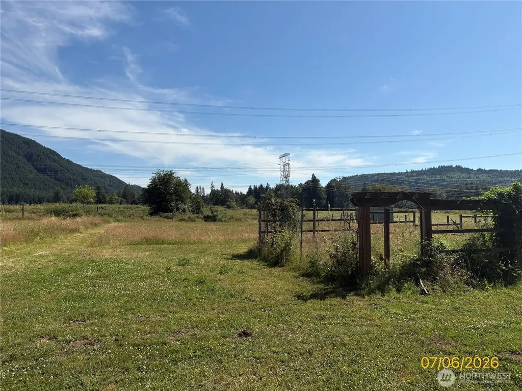 34325 SE 263rd Place Ravensdale WA 98051