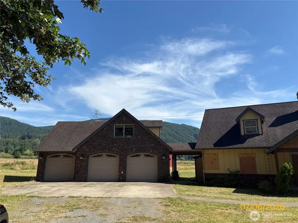 34325 SE 263rd Place Ravensdale WA 98051