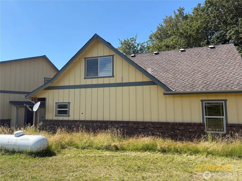 34325 SE 263rd Place Ravensdale WA 98051
