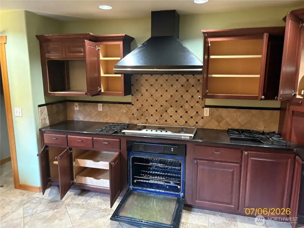 34325 SE 263rd Place Ravensdale WA 98051
