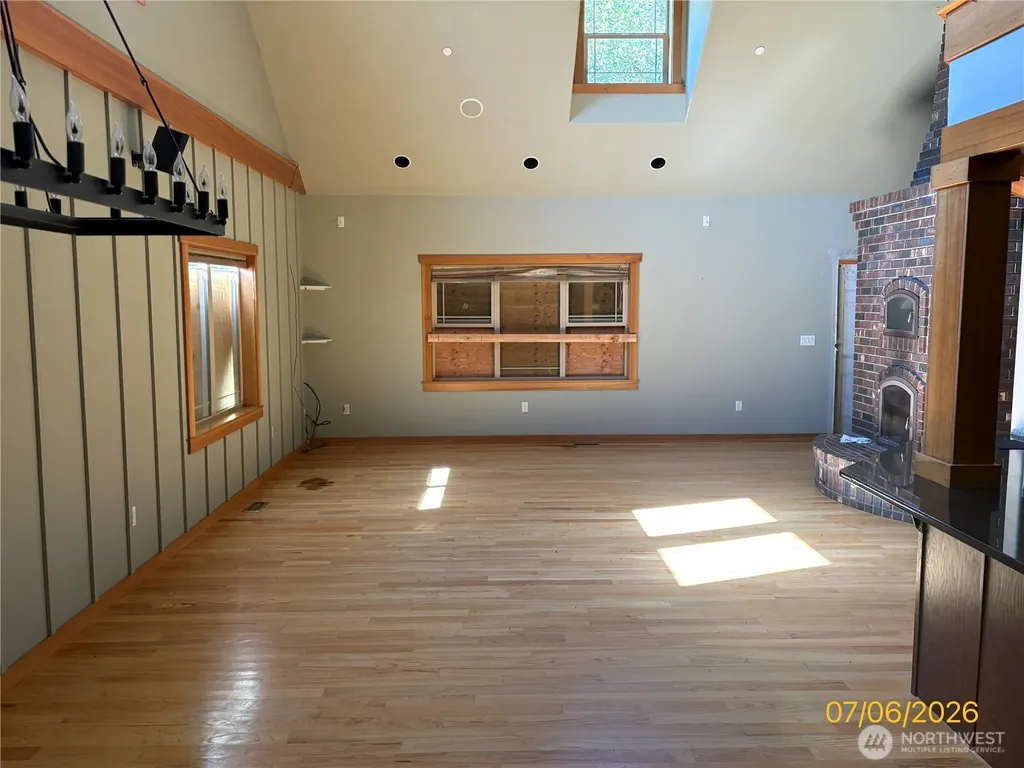 34325 SE 263rd Place Ravensdale WA 98051