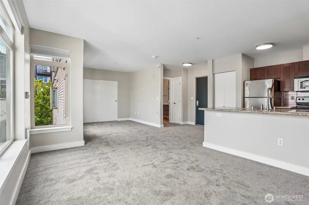 1610 Belmont Avenue Seattle WA 98122