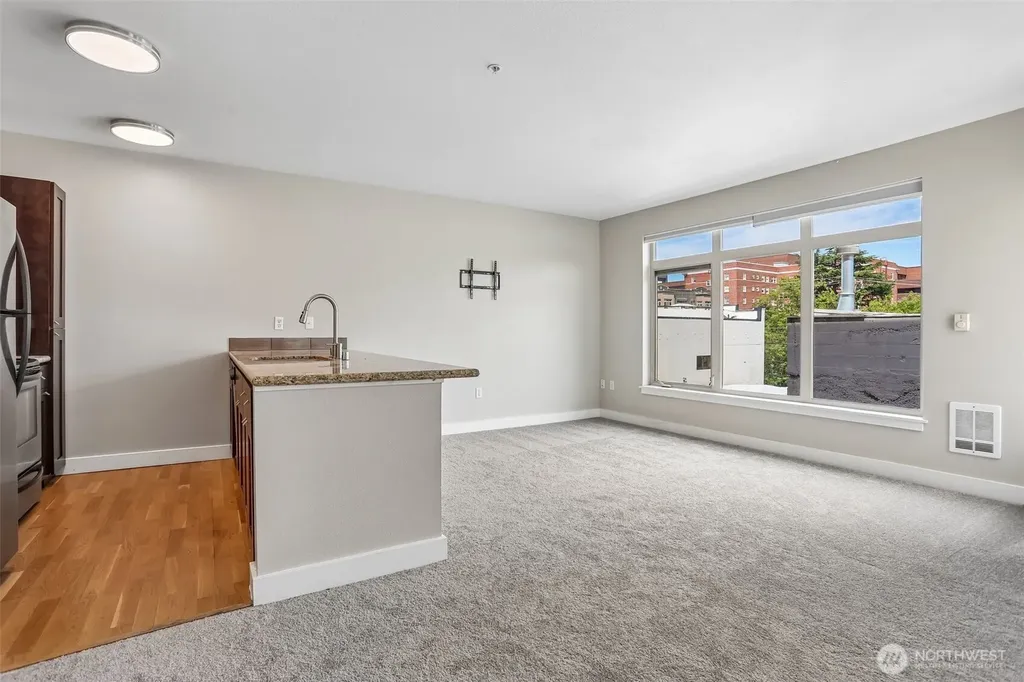 1610 Belmont Avenue Seattle WA 98122