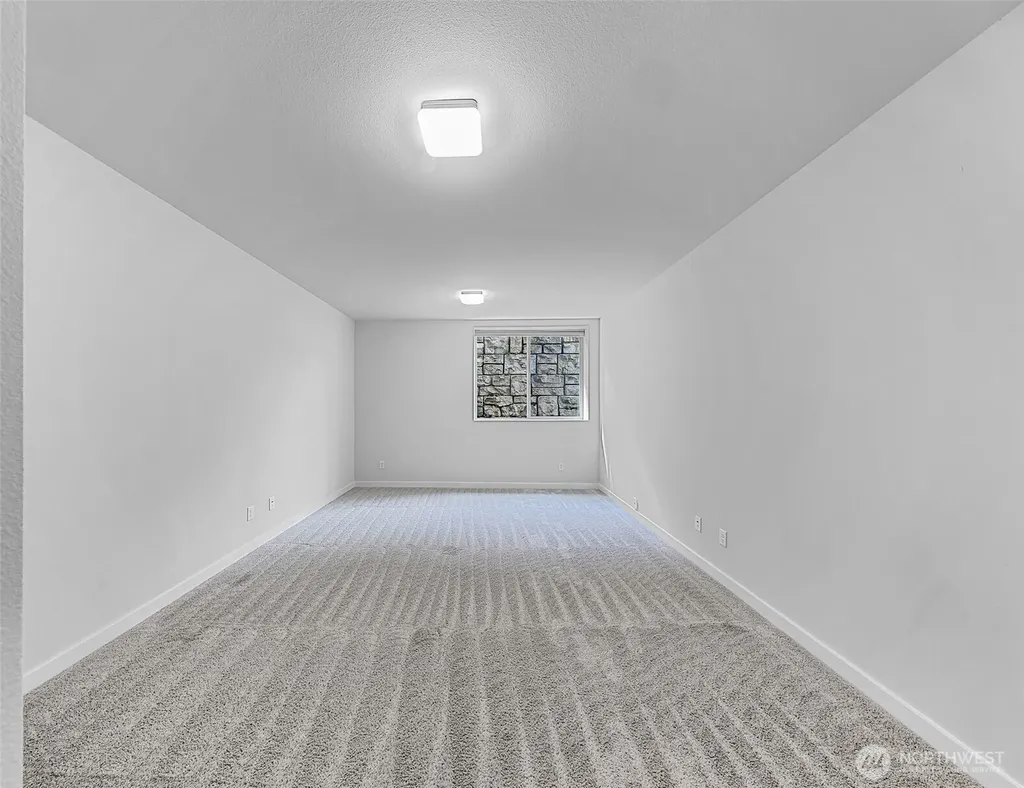 22425 69th Place W Mountlake Terrace WA 98155