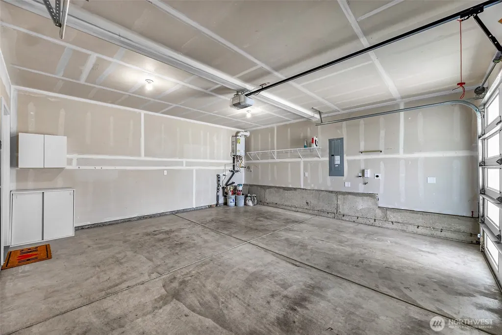 22425 69th Place W Mountlake Terrace WA 98155