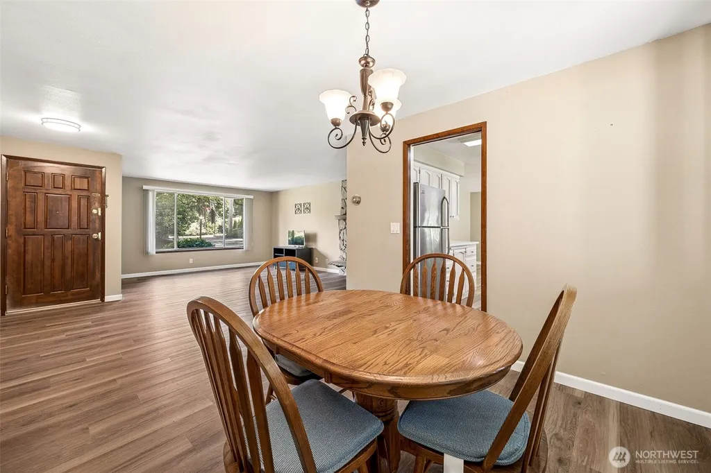 5604 18th Court NE Olympia WA 98516