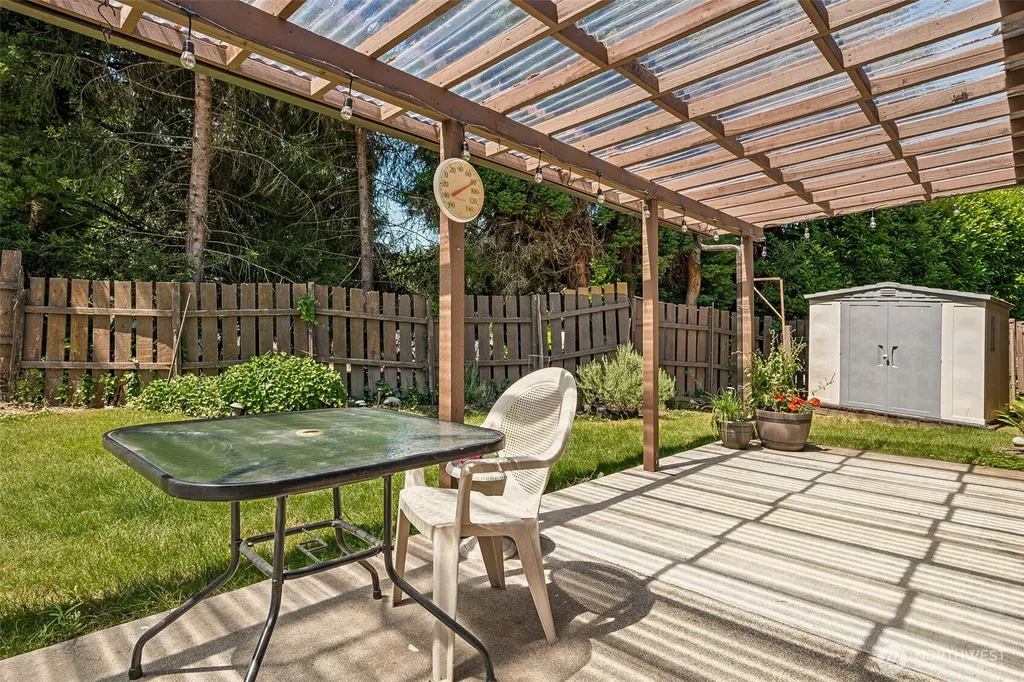 5604 18th Court NE Olympia WA 98516