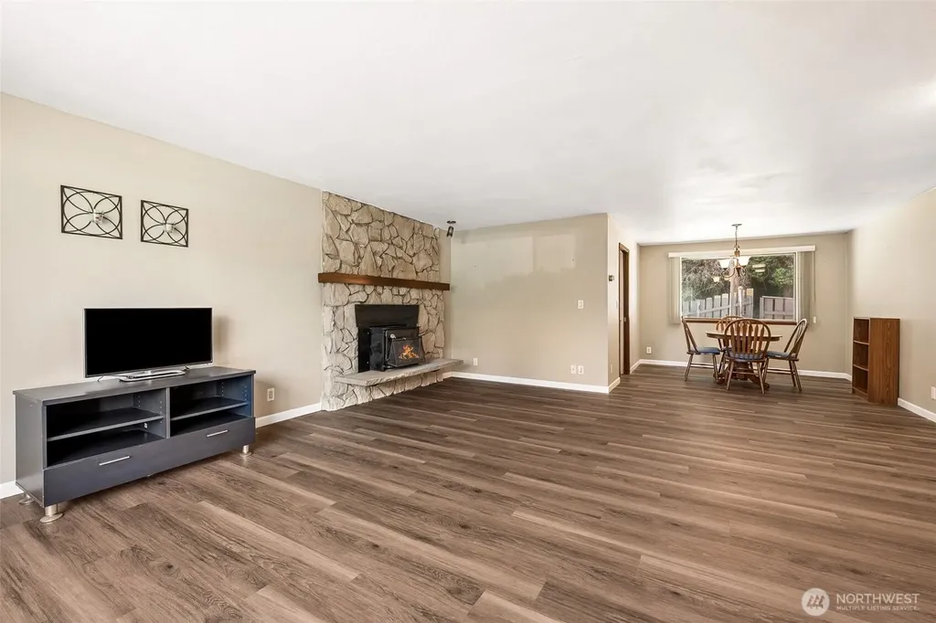 5604 18th Court NE Olympia WA 98516