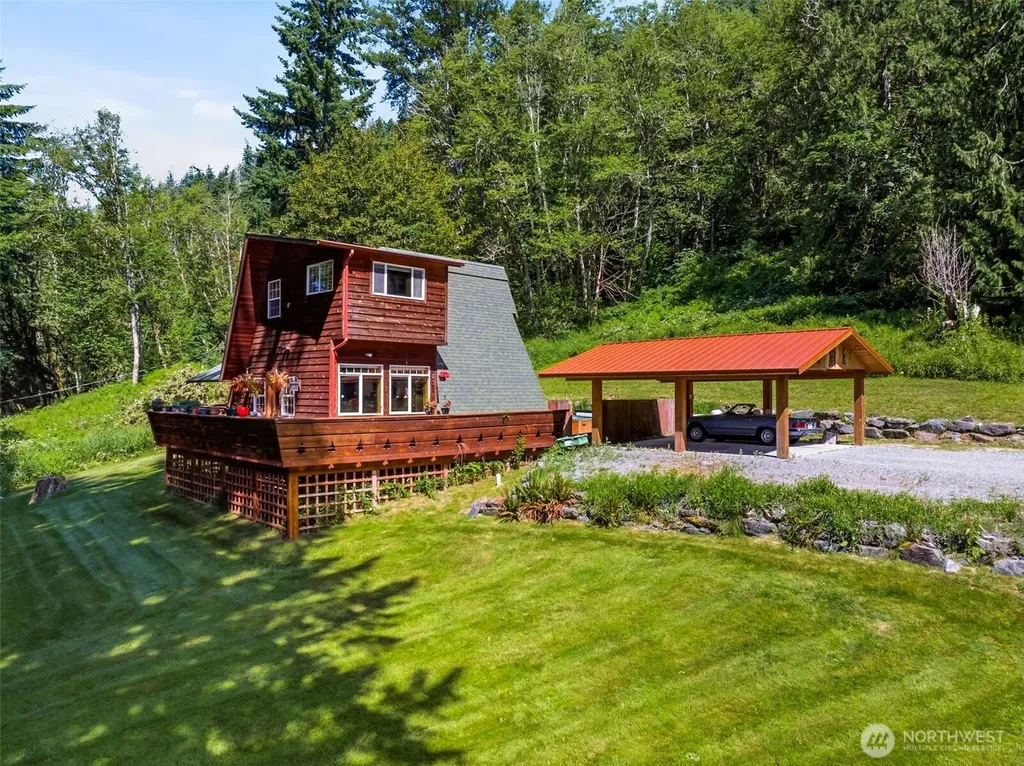 33217 Mount Tahoma Canyon Road E Ashford WA 98304