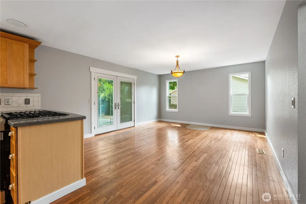 14818 4th Place NE Duvall WA 98019