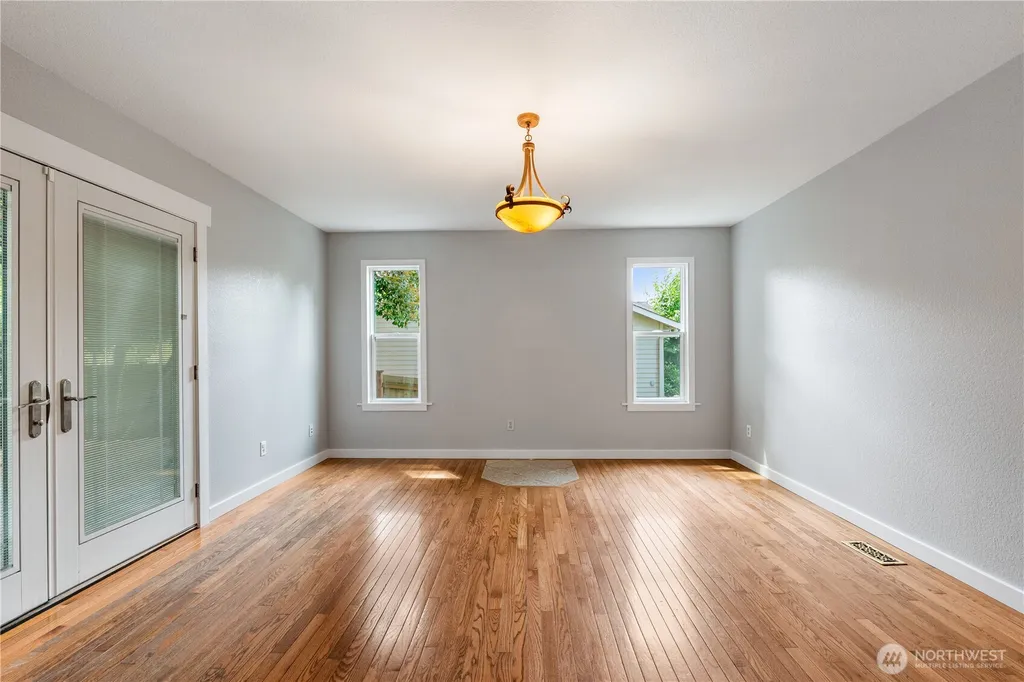 14818 4th Place NE Duvall WA 98019