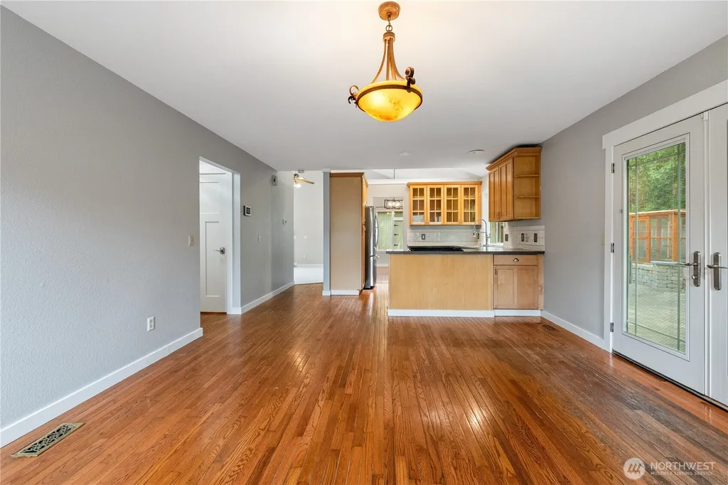 14818 4th Place NE Duvall WA 98019
