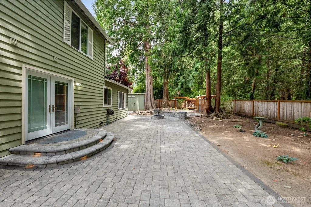 14818 4th Place NE Duvall WA 98019