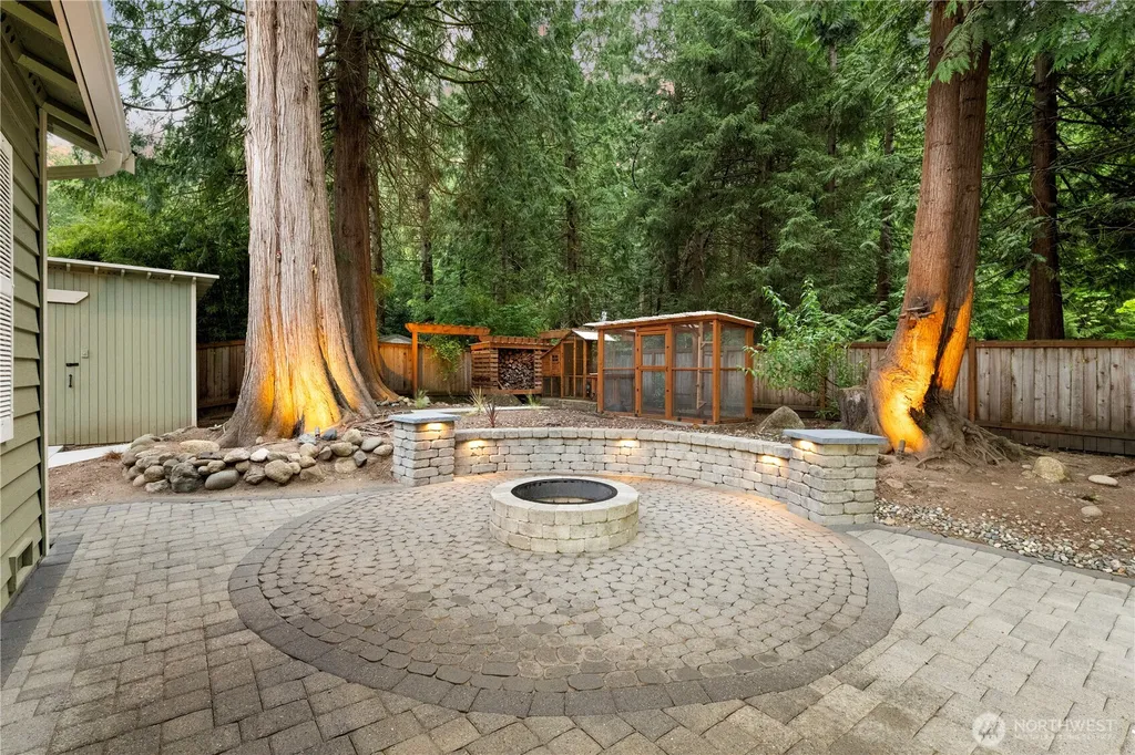 14818 4th Place NE Duvall WA 98019