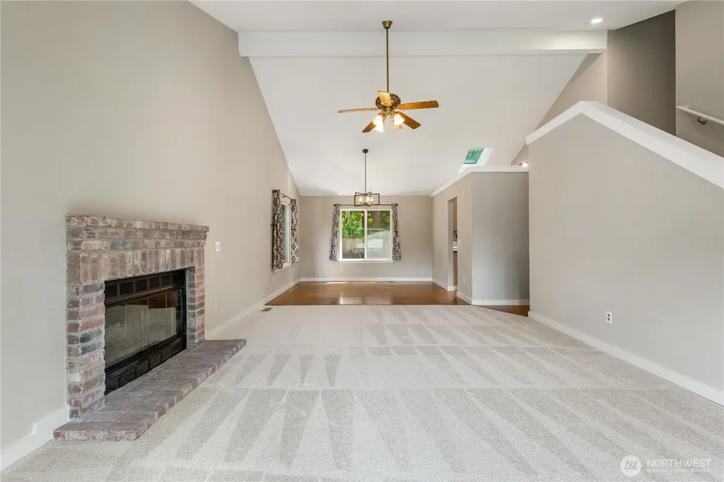 14818 4th Place NE Duvall WA 98019
