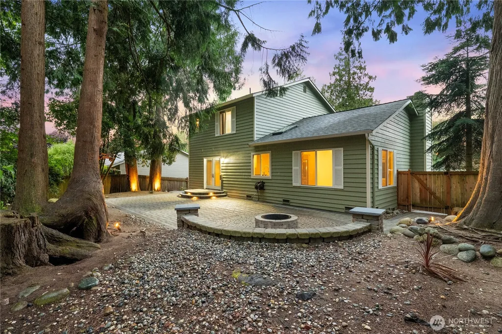 14818 4th Place NE Duvall WA 98019