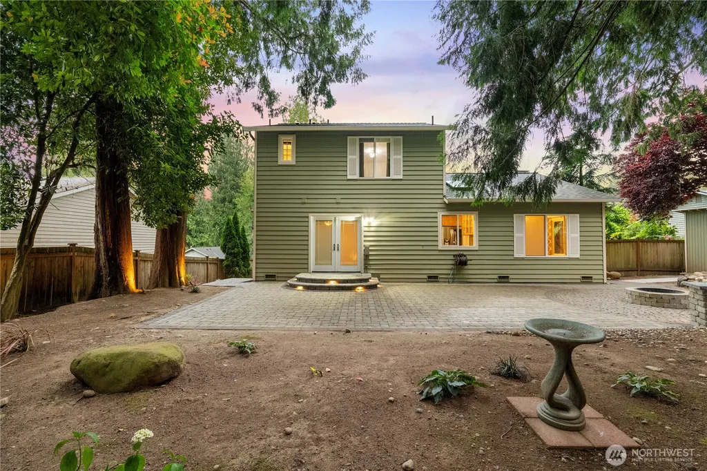 14818 4th Place NE Duvall WA 98019