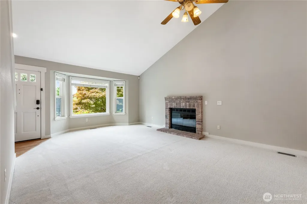 14818 4th Place NE Duvall WA 98019