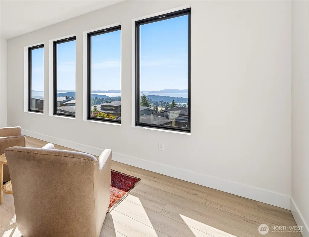 3923 Rockridge Parkway Anacortes WA 98221
