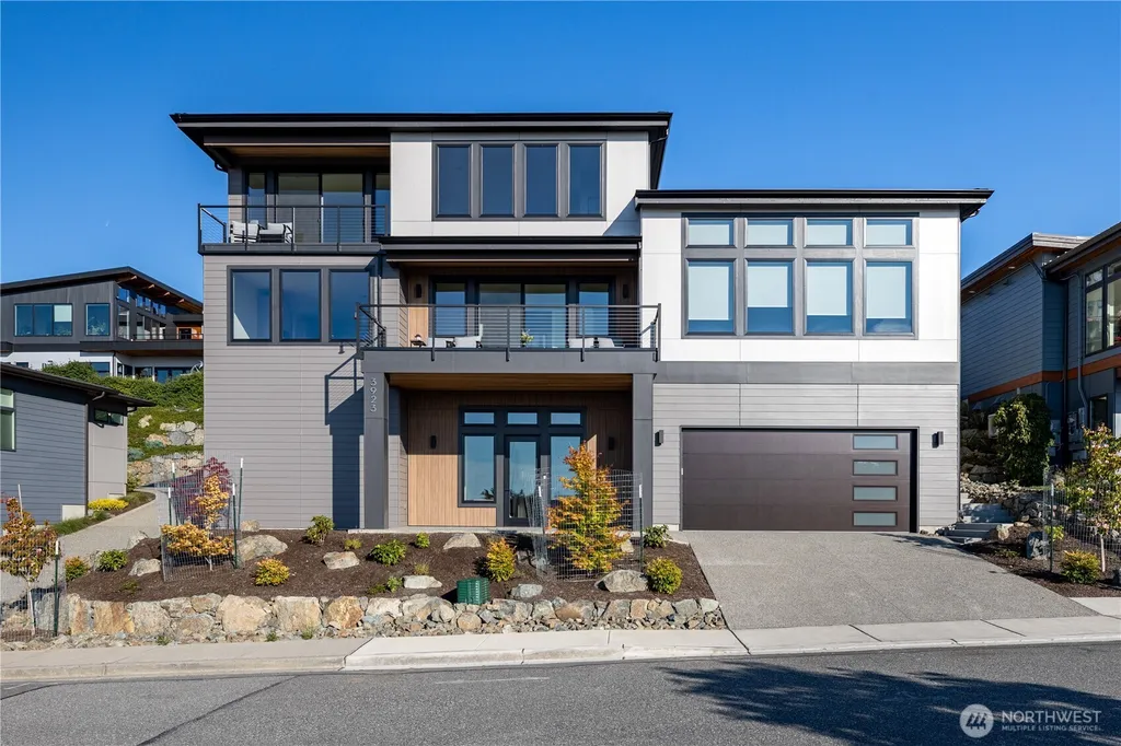 3923 Rockridge Parkway Anacortes WA 98221