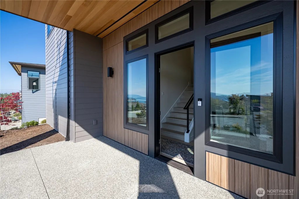 3923 Rockridge Parkway Anacortes WA 98221