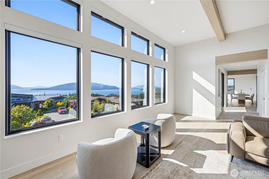 3923 Rockridge Parkway Anacortes WA 98221