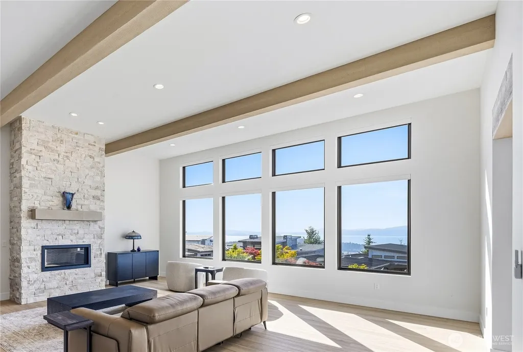 3923 Rockridge Parkway Anacortes WA 98221