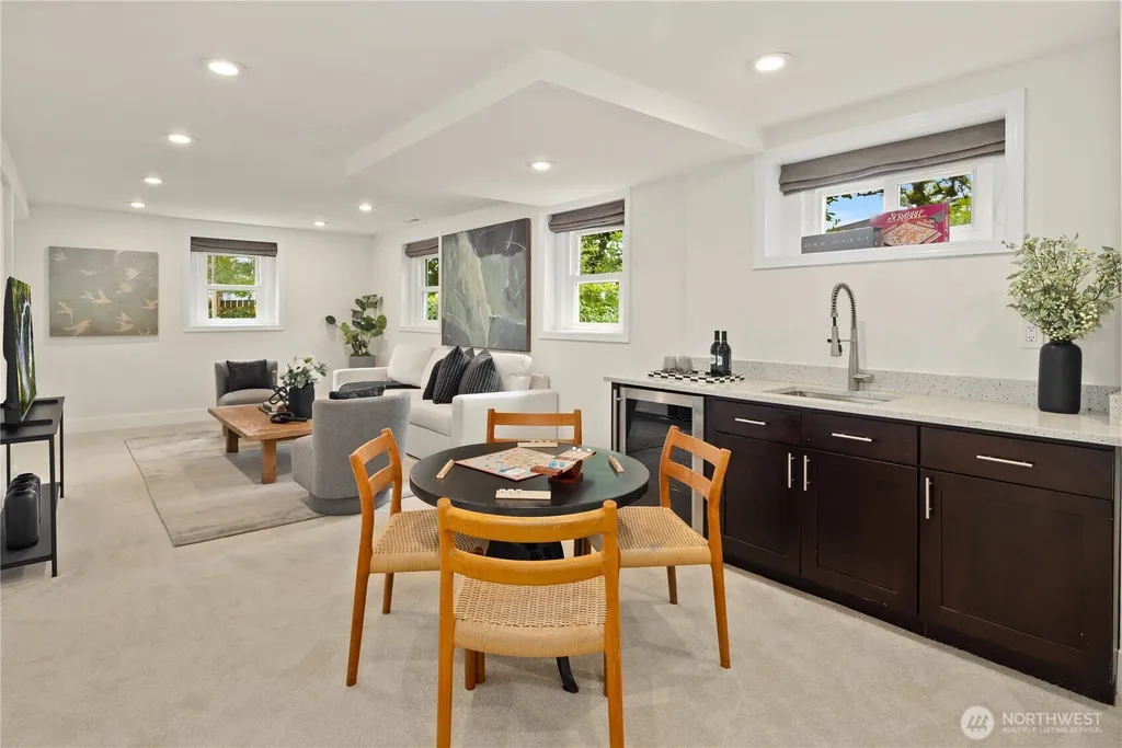 1537 S Pearl Street Seattle WA 98108