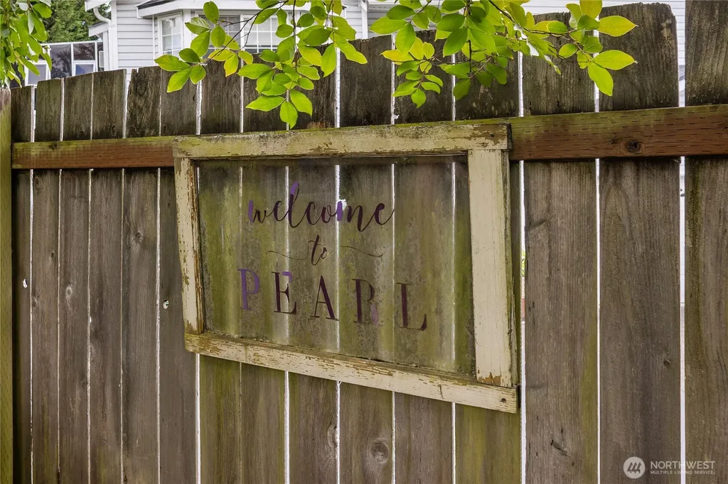 1537 S Pearl Street Seattle WA 98108