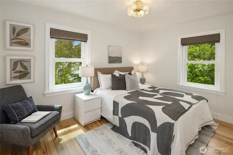 1537 S Pearl Street Seattle WA 98108
