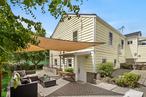 1537 S Pearl Street Seattle WA 98108