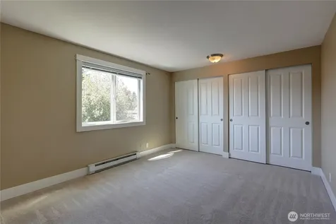 939 N 101st Street Seattle WA 98133