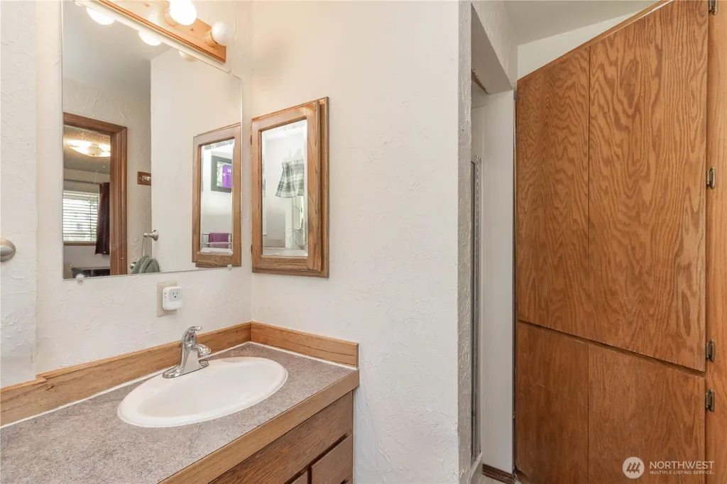 19613 Filbert Drive Bothell WA 98012