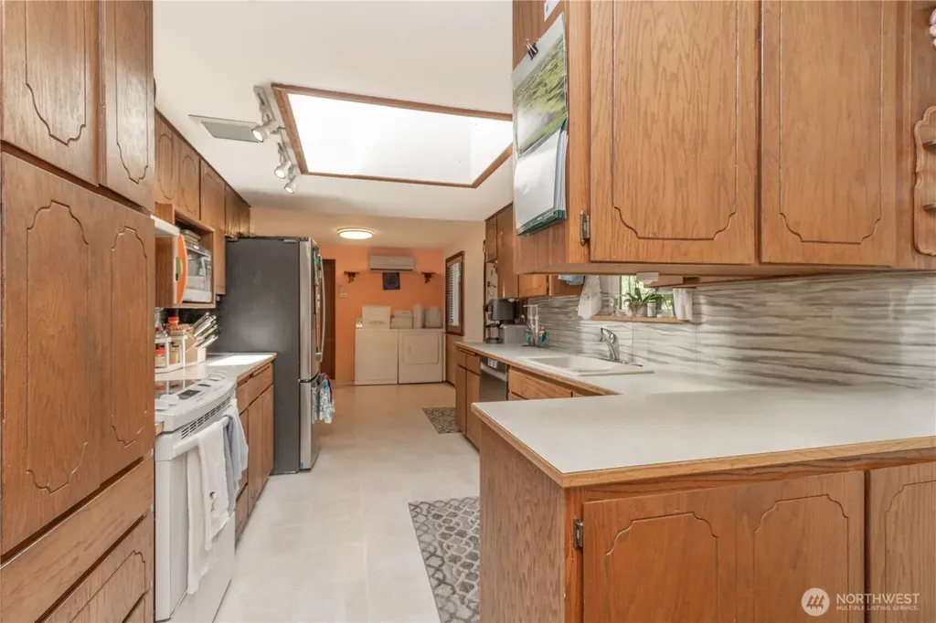 19613 Filbert Drive Bothell WA 98012
