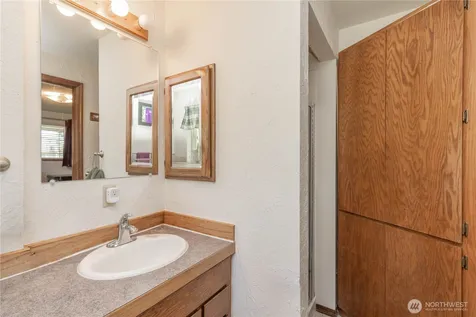 19613 Filbert Drive Bothell WA 98012