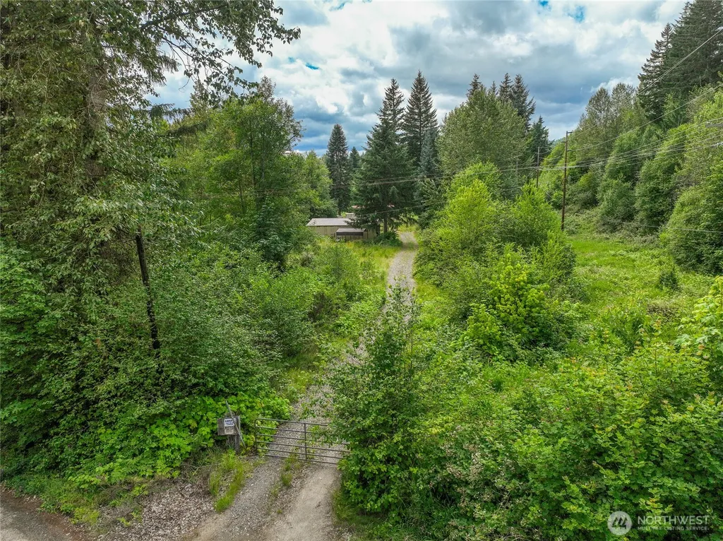 108 Savio Road E Randle WA 98377