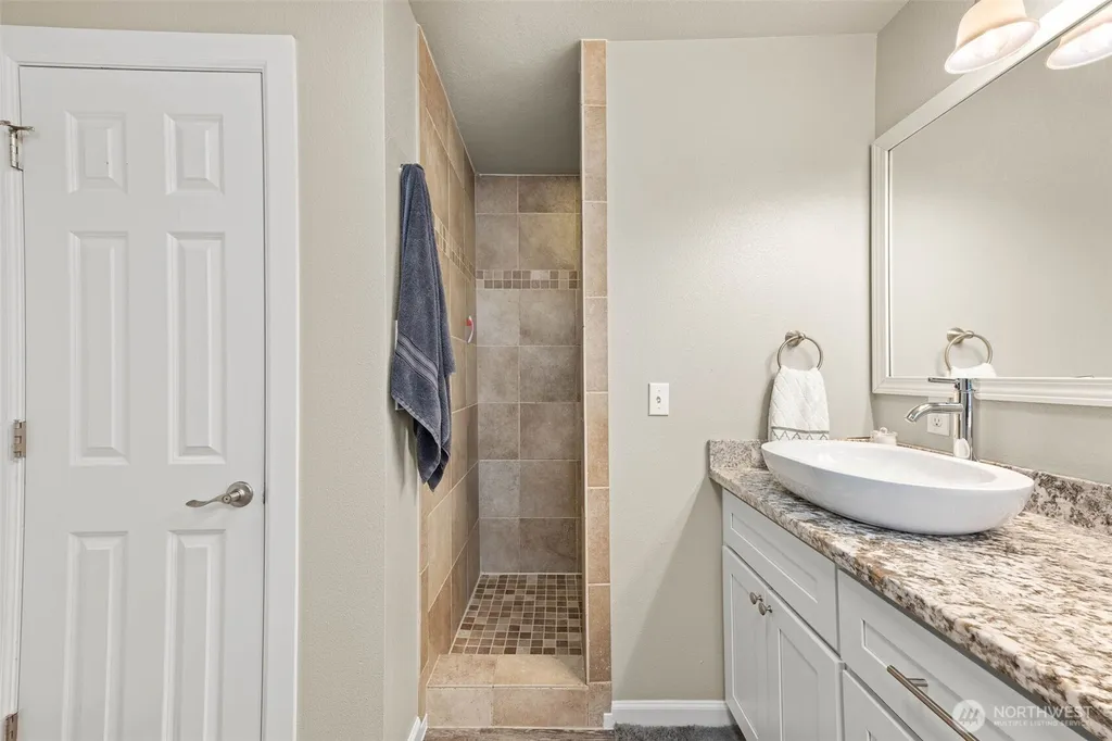 20215 189th Avenue Ct E Orting WA 98360